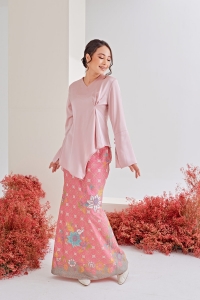 AS-IS Lilie Drape Kurung in Baby Pink